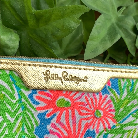 Lily Pulitzer Coin Purse/ID Holder - Picture 3 of 4